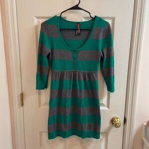 Green & Gray Knee-Length Babydoll Sweater Dress (M)